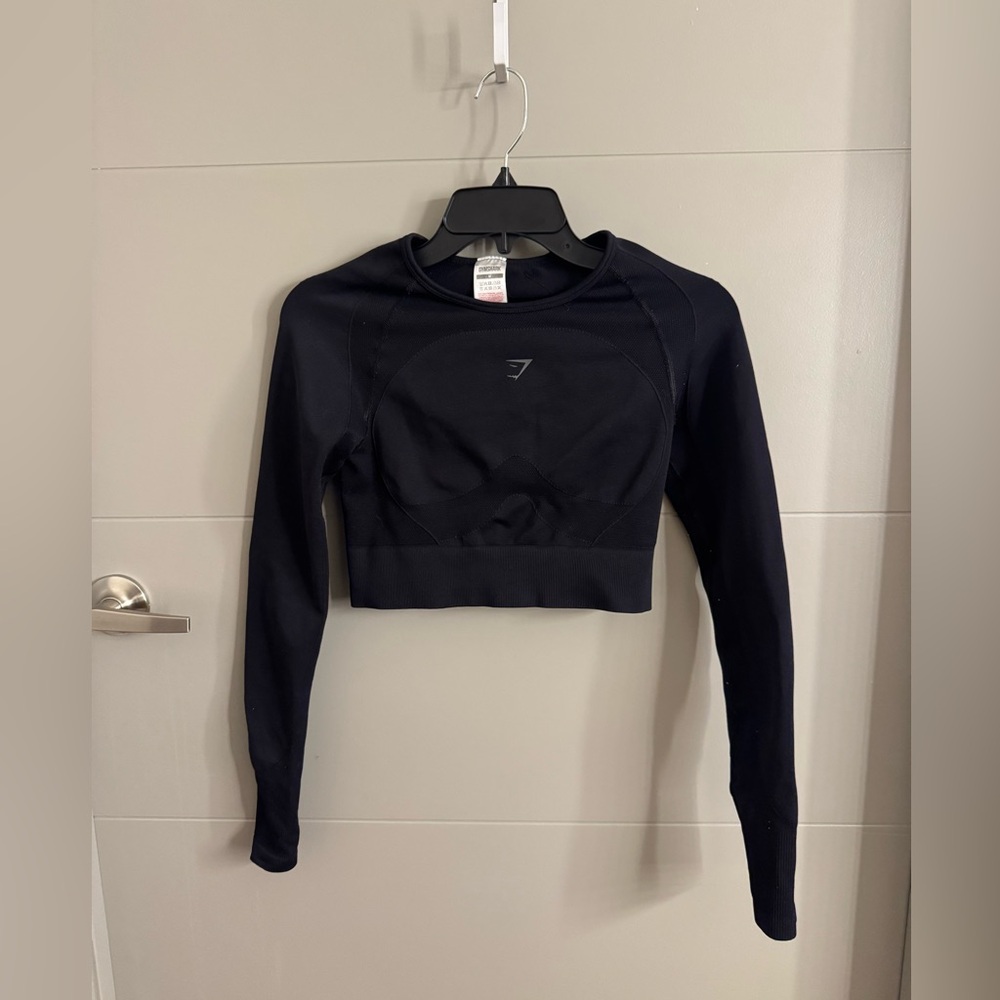 Gymshark Black Long Sleeve Crop Sweatshirt